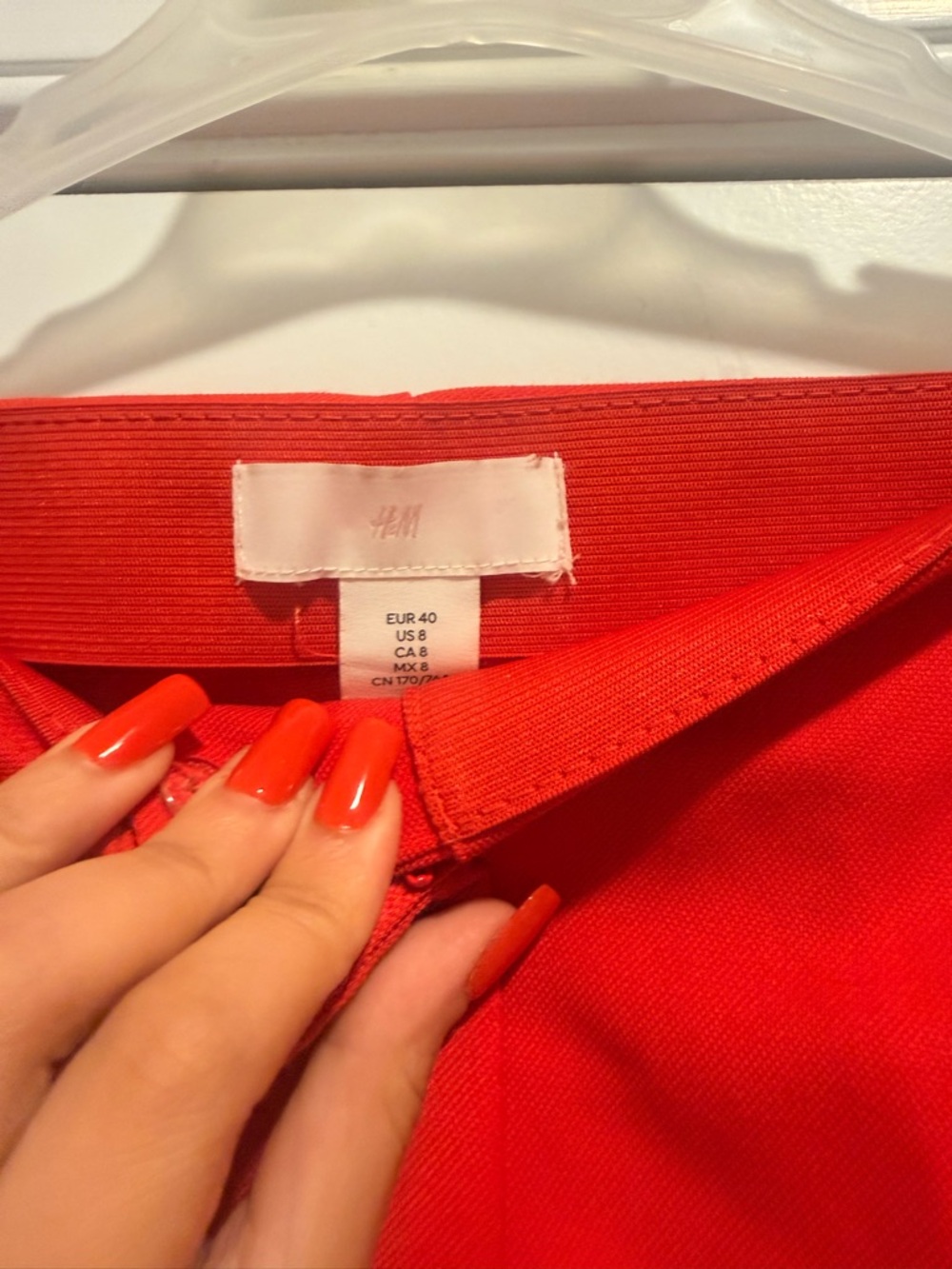 Size Small Top and Size 8 PantH&M Red Single Button Tailored Blazer and Pant Set - Picture 7 of 8